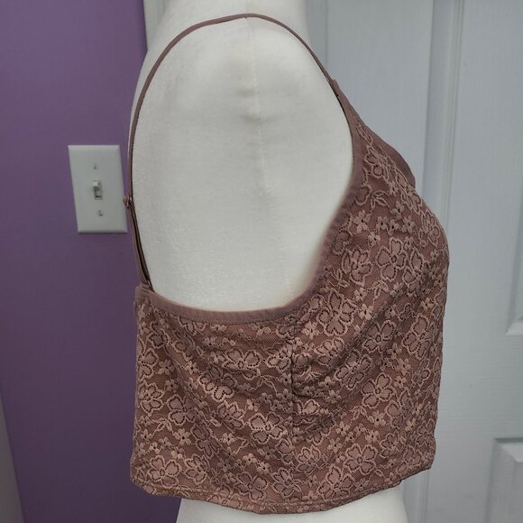 Old Navy Brown Lace Crop Tank Top - Picture 4 of 8